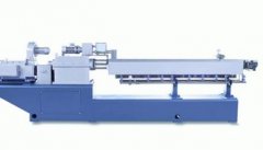 同向双螺杆配混挤出机的图片