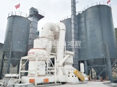 高产量雷蒙磨HC1700大型磨粉机双飞粉细粉磨机的图片