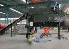 耐火材料自动破袋机、无尘拆袋机博阳制造的图片