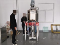 纳米二氧化硅分散体粉液混合机的图片