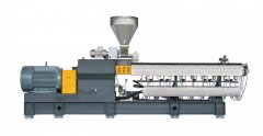 双螺杆挤出机的图片