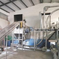 橡胶助剂管链输送机、管链式输送机的图片