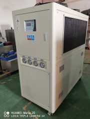 光学镀膜机水降温系统的图片