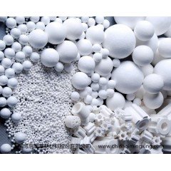 氧化铝球  微晶耐磨氧化铝球 研磨用山东氧化铝球直供的图片