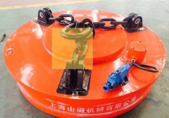 吊运废钢用起重电磁铁的图片