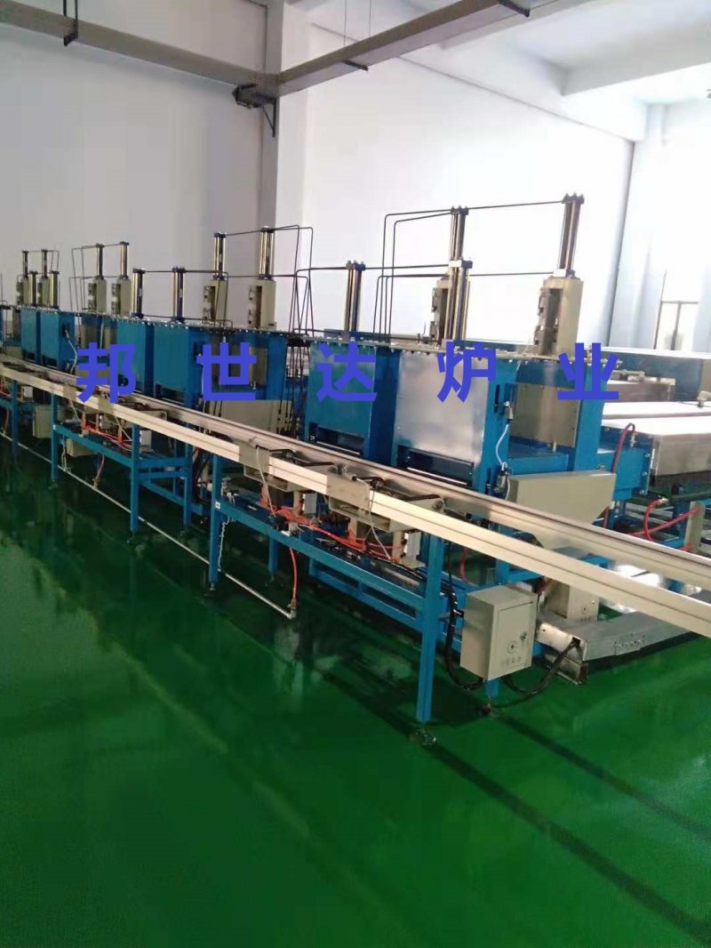 104345_498116_procont.jpg