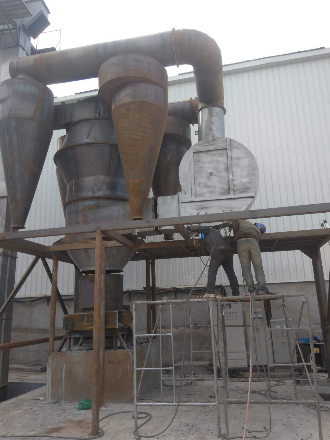 154249_835420_procont.jpg