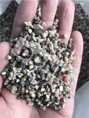 石英石板材用彩砂的图片