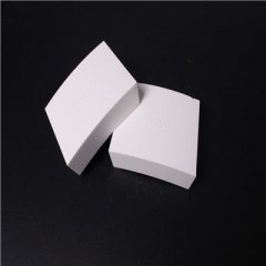 乌鲁木齐耐磨氧化铝陶瓷弧形板的图片