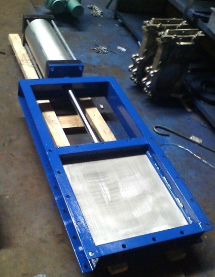 164952_637431_procont.jpg