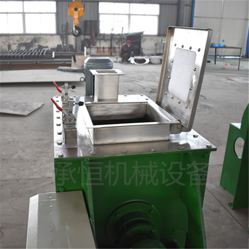 101033_627314_procont.jpg