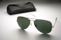 特种眼镜玻璃的图片