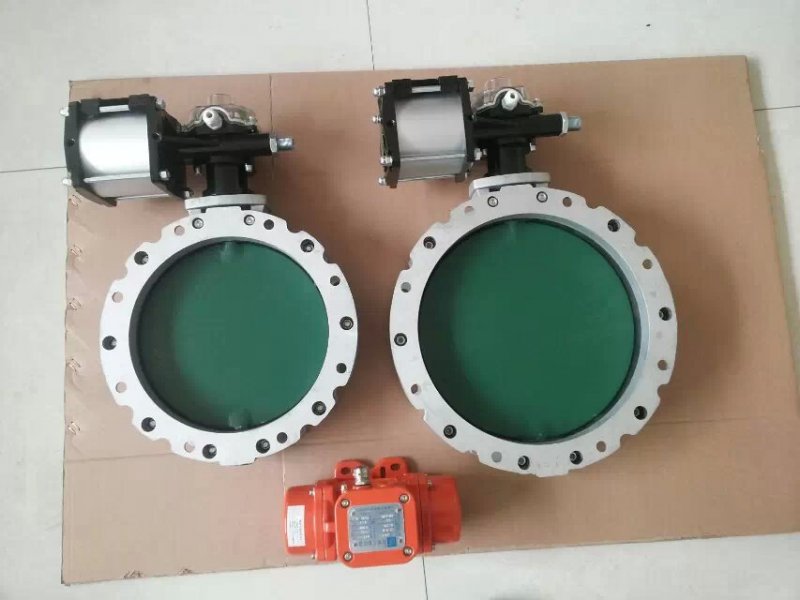 152304_125290_procont.jpg